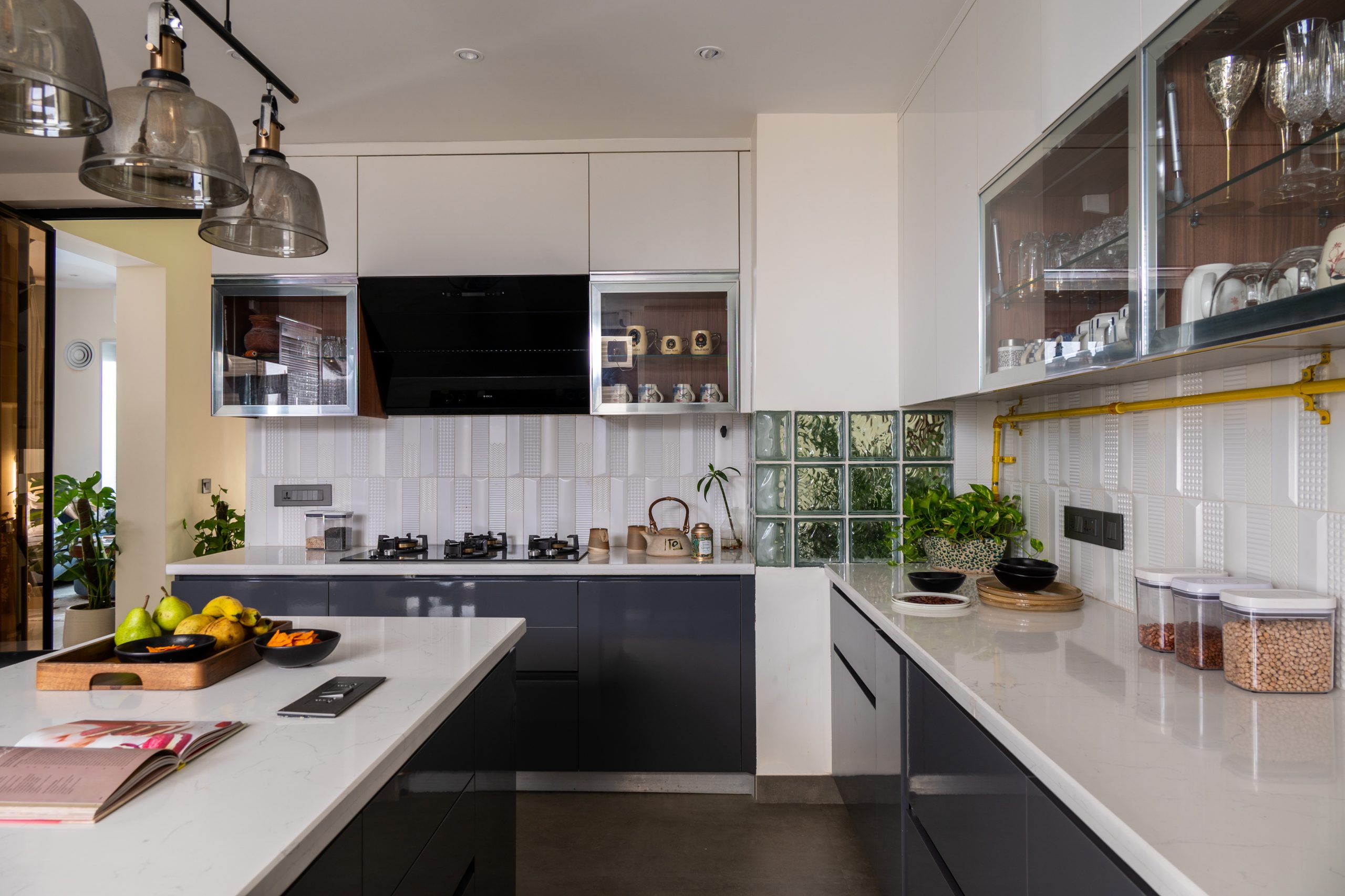 Read more about the article From Worn-Out to Wow: A Kitchen Renovation Story